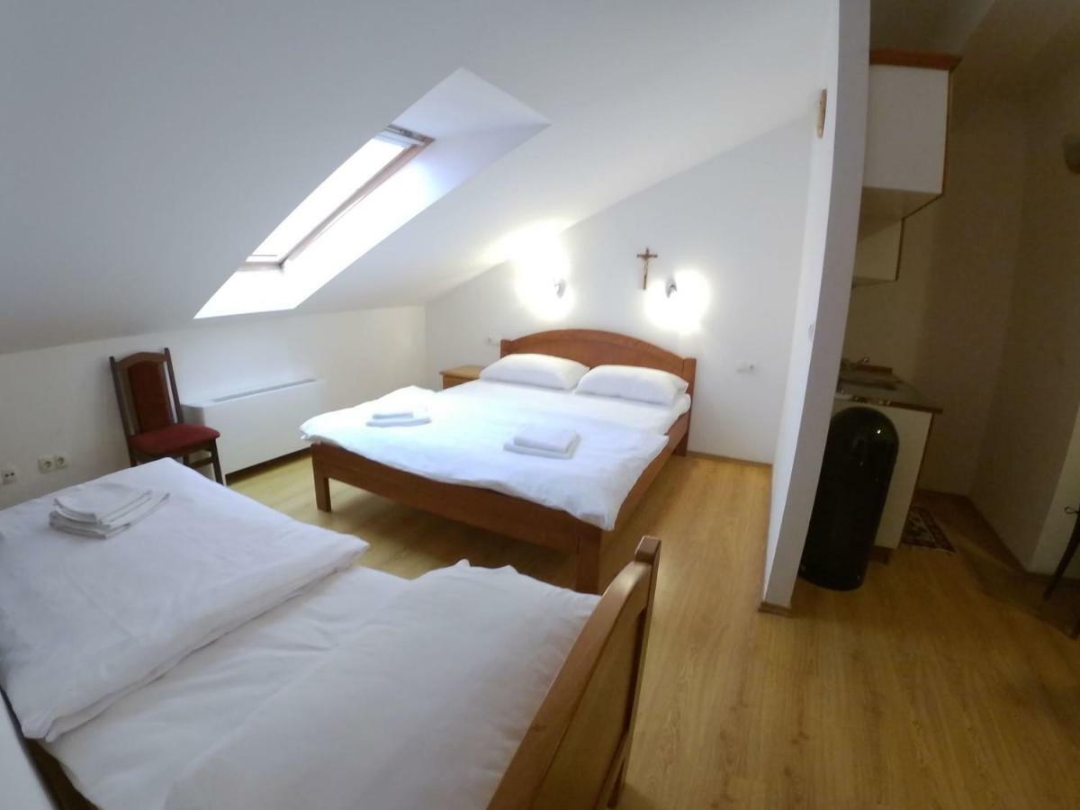 Hotel Bagaric -Ispod Brda Ukazanja Adress Kraljice Mira 56 Bijakovci Medugorje Zimmer foto